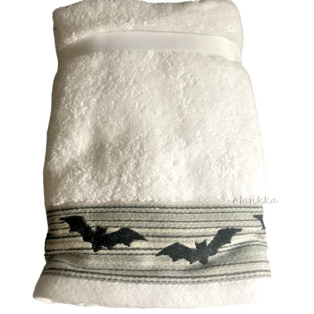 Halloween Hand Towels Black Bat Scary Spooky Well Dressed Home Set of 2